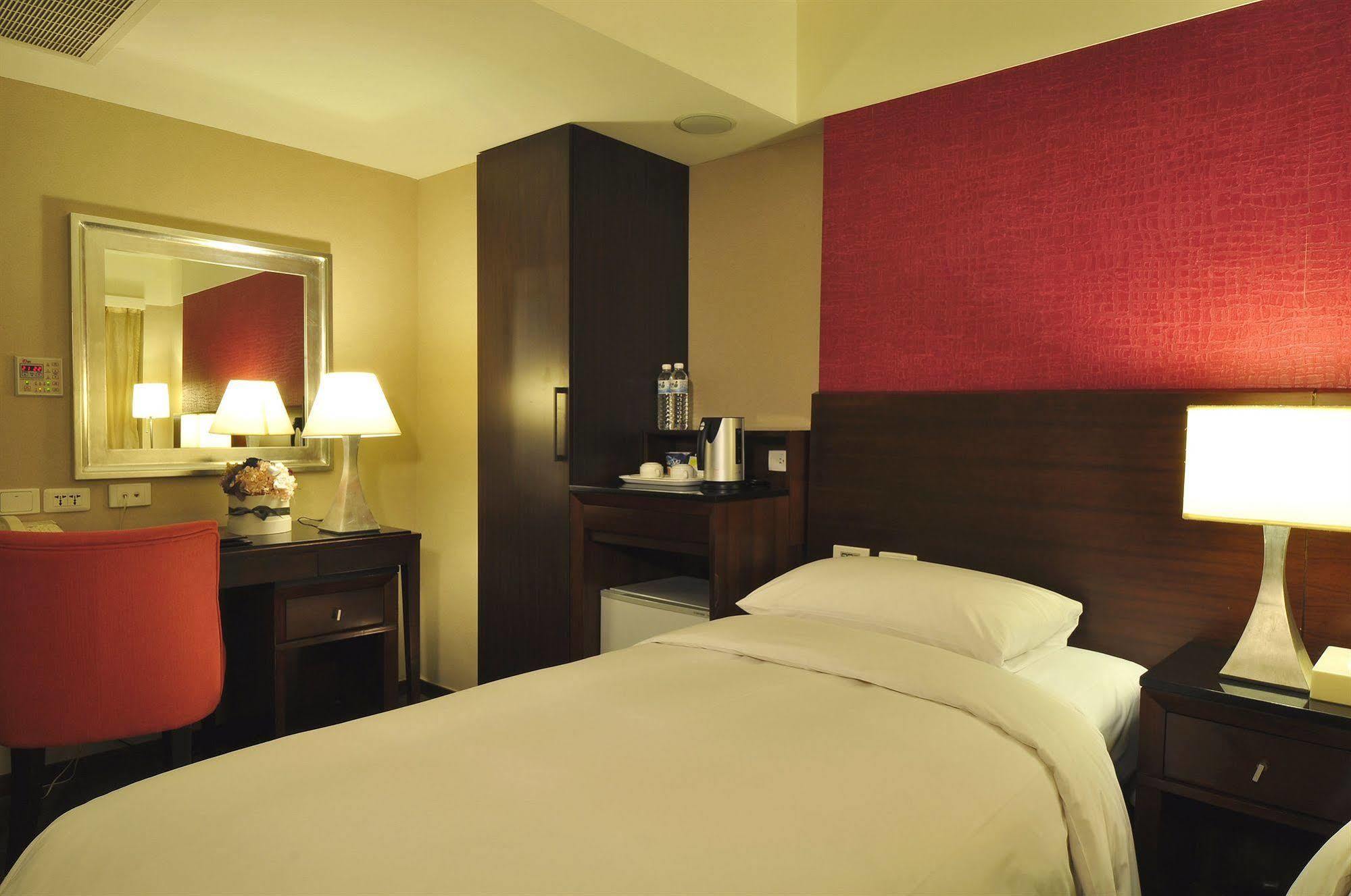 Delight Hotel Taipei Exterior photo